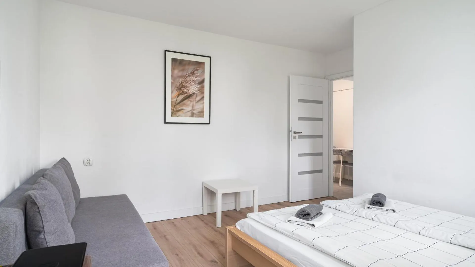 Urban Chic - City Center - One Bedroom Apartment - Kredytowa Warsaw